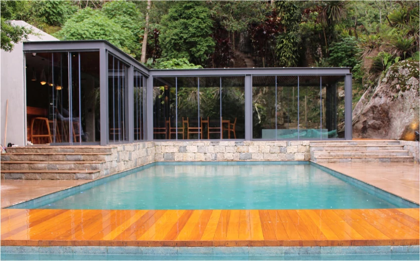 CERRAMIENTO, CORTINA, CORREDERA, CRISTAL, HORIZONTAL, TERRAZA, ABATIBLE, PUERTA, CIERRES, ALUMINIO, PLEGABLE, INTERIORES, TRANSPARENTE, COCINA, EXTERIOR, INTERIOR, CIERRE, PORCHE, BALCÓN, VIDRIO, CASAS, EXTERIORES, SIN PERFILES, SIN GUÍA, ACRÍLICO