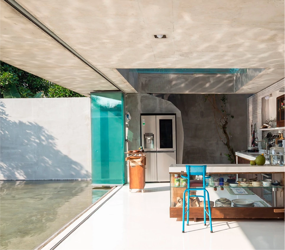 cocina con cerramiento de cristal